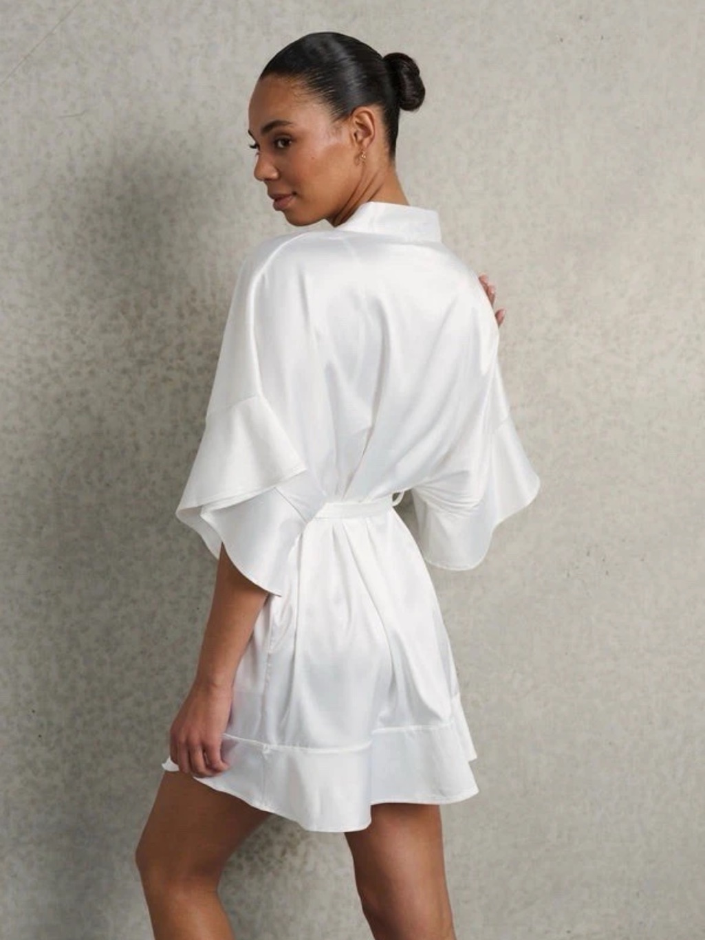 $130 Nwt Kat The Label Monroe Robe White Satin - Size Small — image 3 of 4